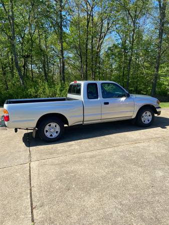 2003 2wd Tacoma ext cab for sale in Pomeroy, OH – photo 5