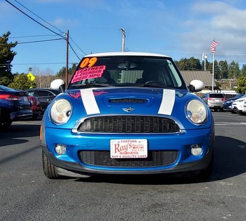 NEW ARRIVAL: Test Drive This Vivid Blue 2009 Mini Cooper S for sale in Fortuna, CA – photo 2
