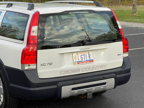 2005 Volvo XC70, Highly Maintained, Must See! - - by for sale in CENTER BARNSTEAD, NH – photo 9