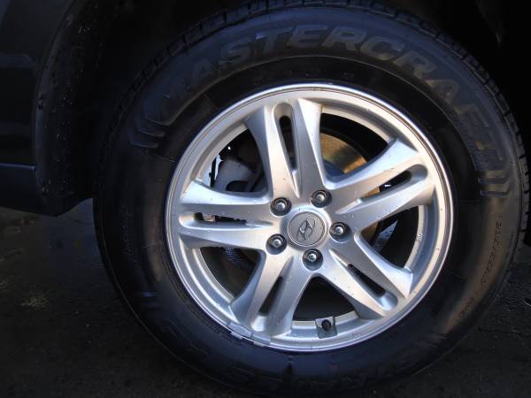 2012 Hyundai Santa Fe GLS AWD 55k Miles - New Tires & Brakes for sale in Tonawanda, NY – photo 21