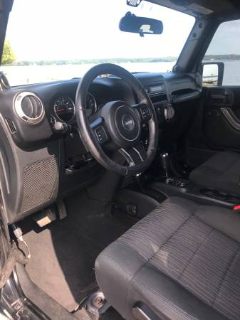 2012 Jeep Wrangler Unlimited for sale in Hughesville, MD – photo 17