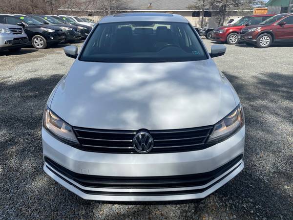 2017 VW JETTA SE, 5 SPEED, SUNROOF, HEATED SEATS, WARRANTY - cars & for sale in Mount Pocono, PA – photo 2