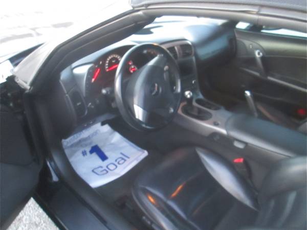 Beautiful 2006 Chevy Corvette Convertible 6 speed 94,000 miles only for sale in Elizabethton, TN – photo 5