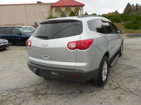 Chevrolet Traverse LT AWD 3rd ROW Back Up Camera **1 year warranty** for sale in hampstead, RI – photo 6
