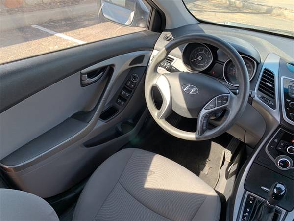 2016 Hyundai Elantra SE sedan - - by dealer - vehicle for sale in El Paso, TX – photo 11