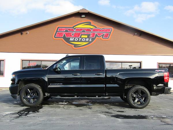 2016 Chevy Silverado Special Ops Edition! Low Miles! for sale in New Glarus, WI – photo 4