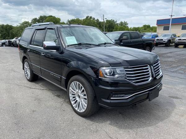 2016 Lincoln Navigator - Financing Available! - cars & trucks - by... for sale in Harrisonville, MO