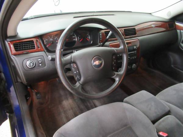 Chevrolet Impala LTZ LOW MILES - - by dealer for sale in Hudsonville, MI – photo 8