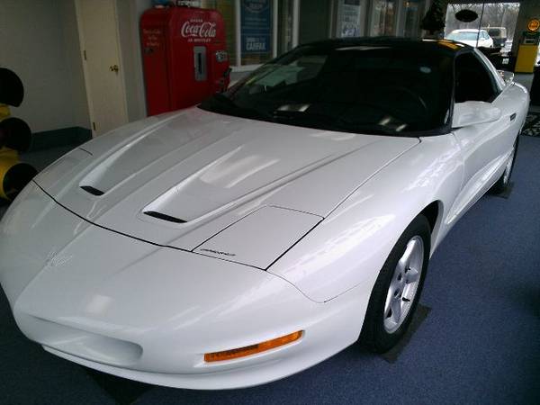 * 1996 Pontiac Firebird * Xtra Low Miles * Mint Condition * 1 Owner... for sale in Lapeer, MI – photo 2