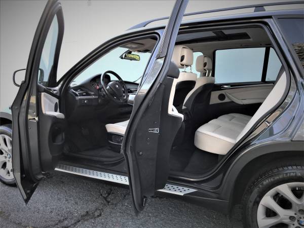 2012 BMW X5 Xdrive Sport 3.5L 3 row seat NO ACCIDENTS - cars &... for sale in Port Monmouth, NY – photo 14