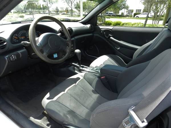 2005 Pontiac Sunfire Rust Free Southern Owned 107, 302 Miles for sale in Carmel, IN – photo 11