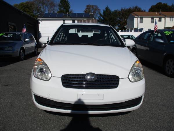 2009 HYUNDAI ACCENT GLS ONE OWNER CLEAN CARFAX 95K MILES for sale in Providence, RI – photo 2
