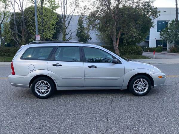 2002 Ford Focus Station-wagon - - by dealer - vehicle for sale in Panorama City, CA – photo 5