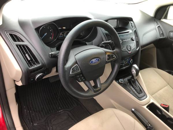 2016 Ford Focus SE Hatchback - cars & trucks - by owner - vehicle... for sale in florence, SC, SC – photo 6
