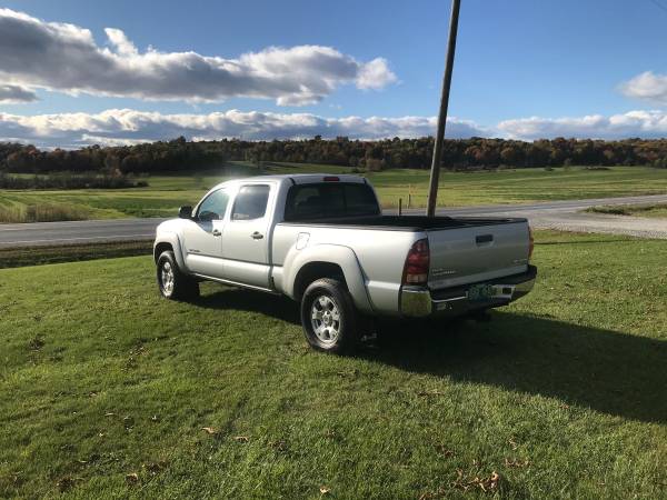 2006 Toyota Tacoma *LOW MILES* - cars & trucks - by owner - vehicle... for sale in Hydeville, VT – photo 4