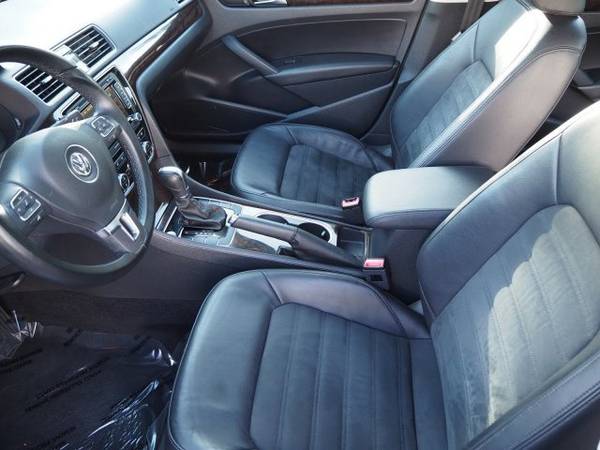 2014 Volkswagen Passat TDI SEL Premium SKU:EC108695 Sedan for sale in Englewood, CO – photo 21