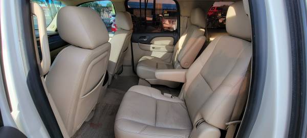 2013 GMC YUKON XL DENALI - - by dealer - vehicle for sale in El Paso, TX – photo 9