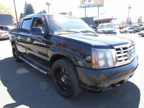 2002 Cadillac Escalade EXT 4dr AWD BLACK SUPER SHARP TRUCK ! for sale in Milwaukie, OR – photo 5