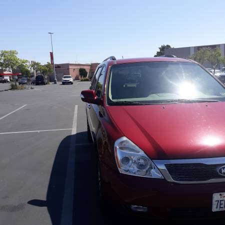 2012 Kia Sedona EX mini van minivan for sale in Chico, CA – photo 11