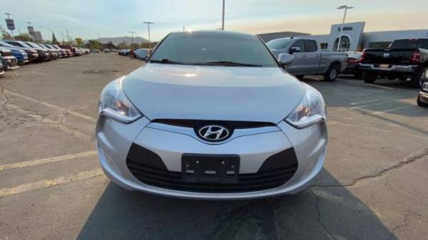 2017 Hyundai Veloster Dual Clutch - cars & trucks - by dealer -... for sale in Reno, NV – photo 8
