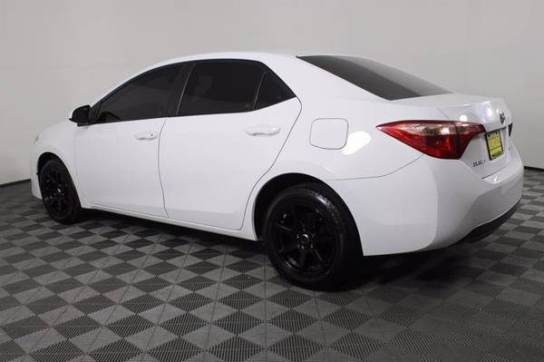 2018 Toyota Corolla White WOW GREAT DEAL! - - by for sale in Nampa, ID – photo 9
