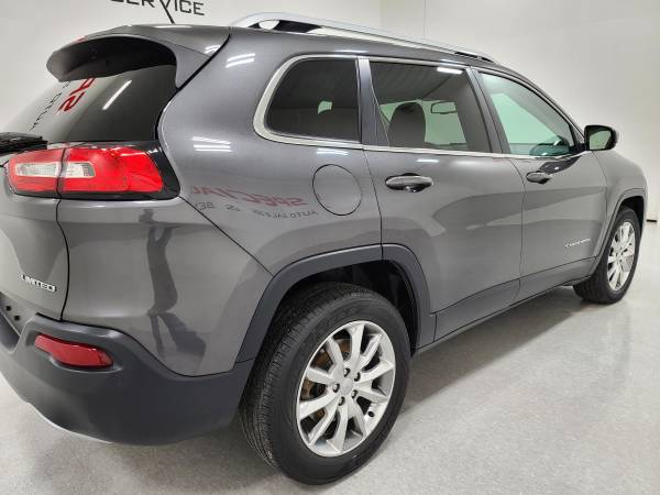 2014 Jeep Cherokee Limited! 4WD! Backup Cam! Nav! Htd Seats! Nw... for sale in Suamico, WI – photo 21