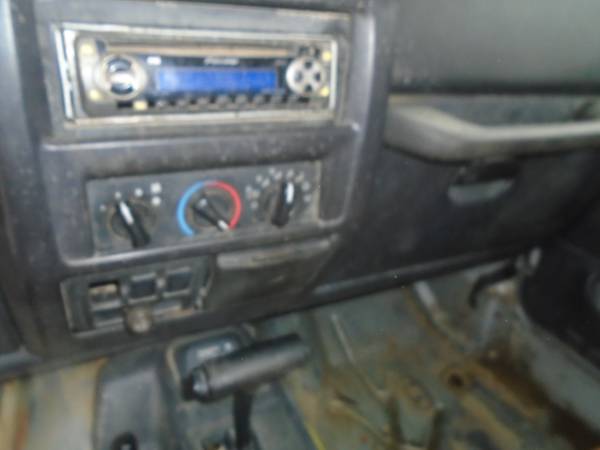 2002 Jeep Wrangler X * 4.0L / I6 * Auto * Air * 165k - cars & trucks... for sale in Hickory, TN – photo 9
