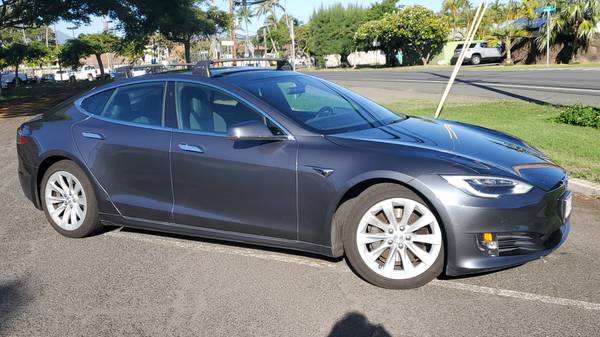 Tesla 2017 Model S - cars & trucks - by owner - vehicle automotive... for sale in Kailua, HI – photo 3