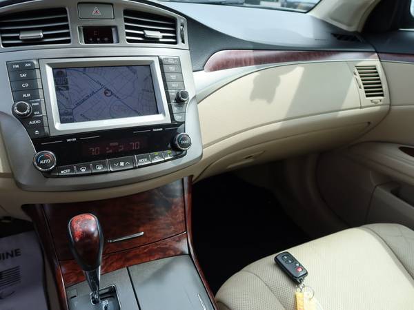 2011 Toyota Avalon Limited - - by dealer - vehicle for sale in Hendersonville, NC – photo 24