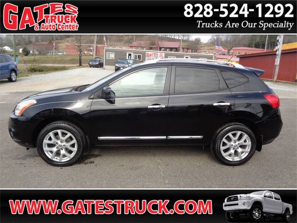 2011 Nissan Rogue SL AWD LOADED Black - - by dealer for sale in Franklin, NC – photo 5