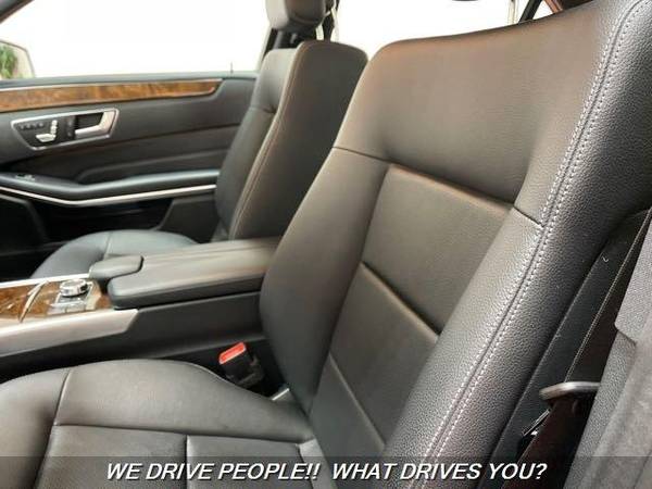 2016 Mercedes-Benz E 350 E 350 4dr Sedan We Can Get You Approved For for sale in Temple Hills, PA – photo 24