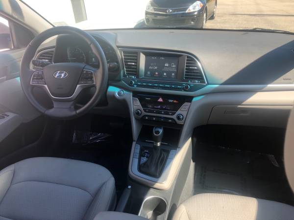 2018 HYUNDAI ELANTRA VALUE EDITION (ONE OWNER 11,000 MILES)SJ for sale in Raleigh, NC – photo 15