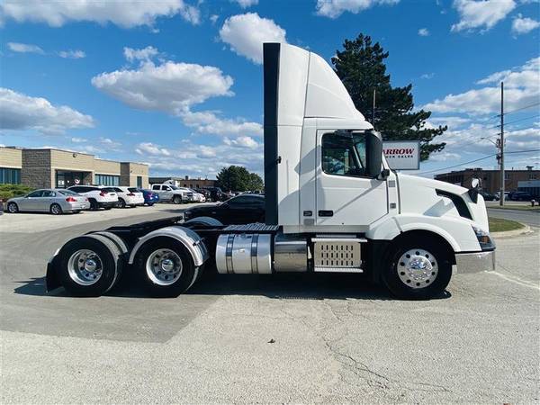 2015 *Volvo* *VOLVO VN DAY CAB* 14600 - cars & trucks - by dealer -... for sale in phoenix, NM – photo 4