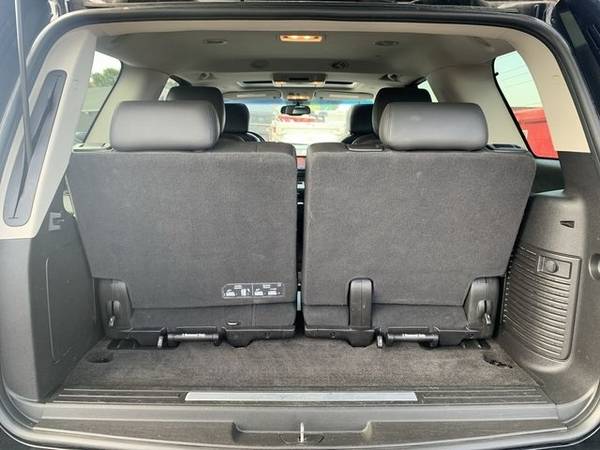 2013 Cadillac Escalade Premium AWD Navi Tv/DVD Sunroof Cln Carfax We F for sale in Canton, OH – photo 24