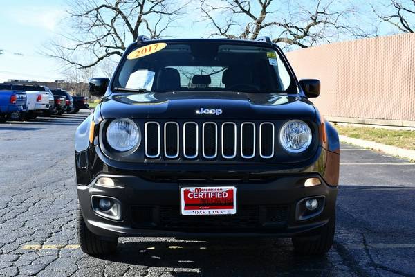 2017 Jeep Renegade Latitude - CERTIFIED 4X4 ONE OWNER REMOTE START... for sale in Oak Lawn, IL – photo 3