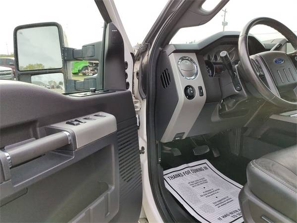 2015 Ford F-250SD Lariat - - by dealer - vehicle for sale in Chillicothe, WV – photo 11