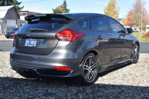 2016 Ford Focus ST - cars & trucks - by dealer - vehicle automotive... for sale in Springfield, OR – photo 3