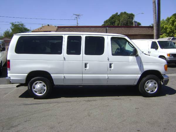 06 Ford Econoline E350 10-Passenger Cargo Van 1 Owner Government... for sale in Corona, CA – photo 2