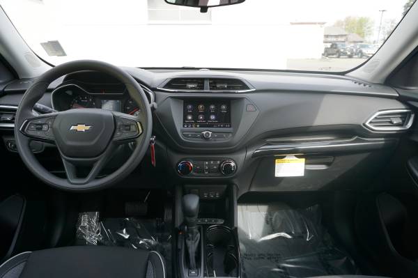 New 2021 Chevy Trailblazer LS AWD - - by dealer for sale in Portland, WA – photo 10
