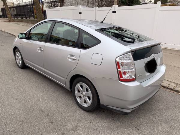 2008 Toyota Prius with 63k miles, clean title, one owner, runs new for sale in Maspeth, NY – photo 3
