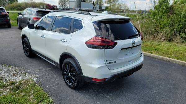 2018 Nissan Rogue SV - - by dealer - vehicle for sale in Georgetown, KY – photo 16