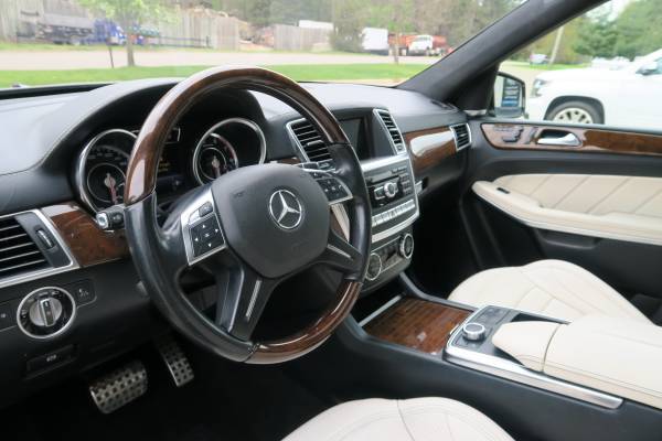 2015 Mercedes-Benz GL63 AMG 4MATIC Low Miles, Southern, Clean for sale in Andover, MN – photo 10