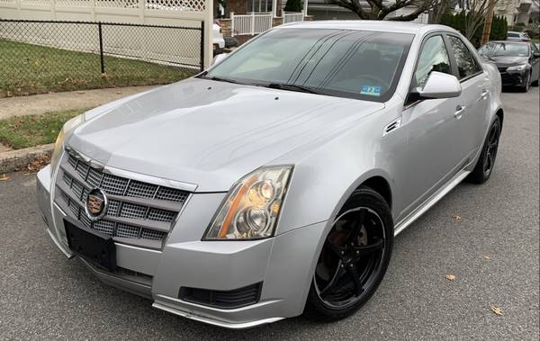 2010 Cadillac CTS Excellent Condition - cars & trucks - by dealer -... for sale in Brooklyn, NY – photo 3
