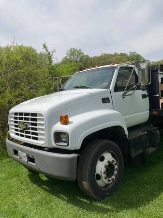 2001 Chevy 6500 Stakebody Truck for sale in Aberdeen, MD
