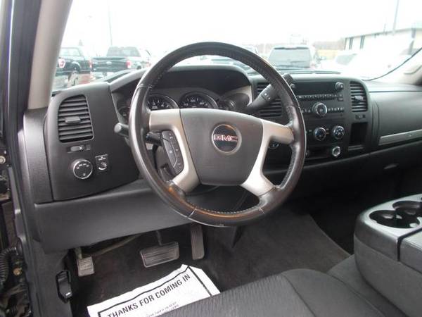 2010 GMC Sierra 1500 SLE Ext. Cab 4WD - cars & trucks - by dealer -... for sale in Elkhart, IN – photo 8