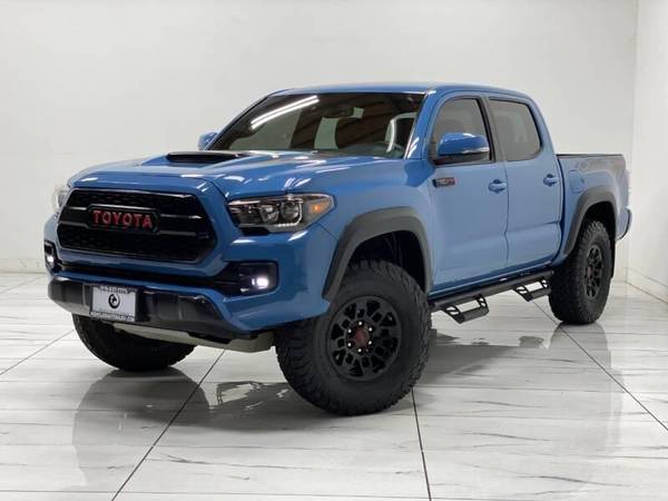 2018 Toyota Tacoma TRD Sport 4x4 4dr Double Cab 5.0 ft SB 6A - cars... for sale in Rancho Cordova, CA – photo 8
