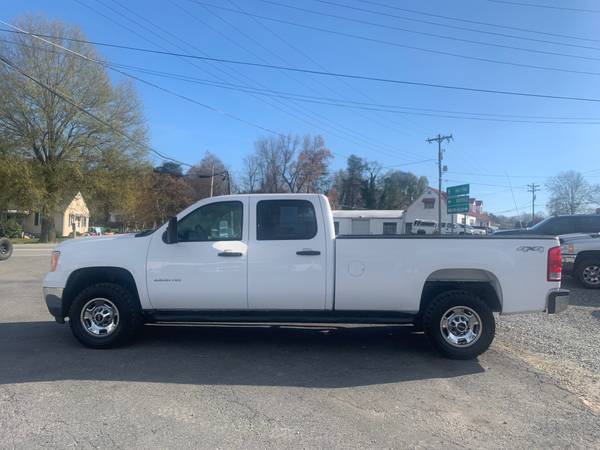 *2014 GMC Sierra 2500HD 4x4 Crew Cab Long Bed -1 Owner -Rust Free -... for sale in Stokesdale, SC – photo 8