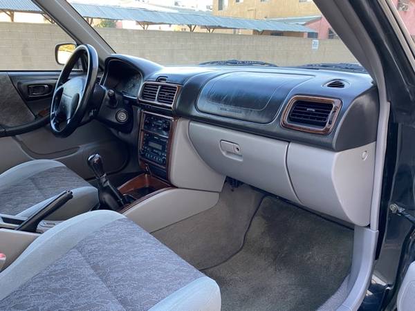 2000 Subaru Forester - cars & trucks - by owner - vehicle automotive... for sale in Valencia, CA – photo 5
