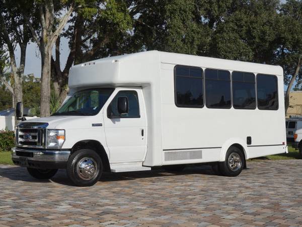 2018 Ford E-Series Cutaway Shuttle Bus Wheelchair - cars & for sale in Bradenton, FL – photo 10