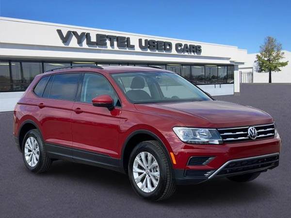 2019 Volkswagen Tiguan SUV 2 0T S 4MOTION - Volkswagen Cardinal Red for sale in Sterling Heights, MI – photo 2